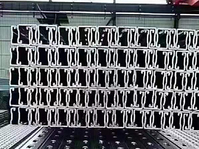 热浸锌光伏支架图片3