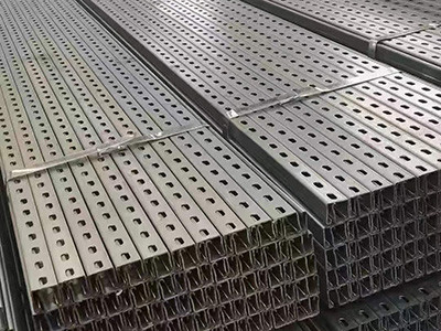 热浸锌光伏支架图片2