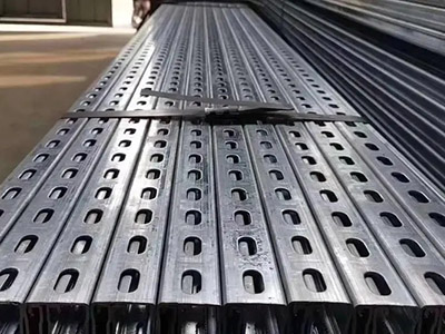 C型钢光伏支架图片1